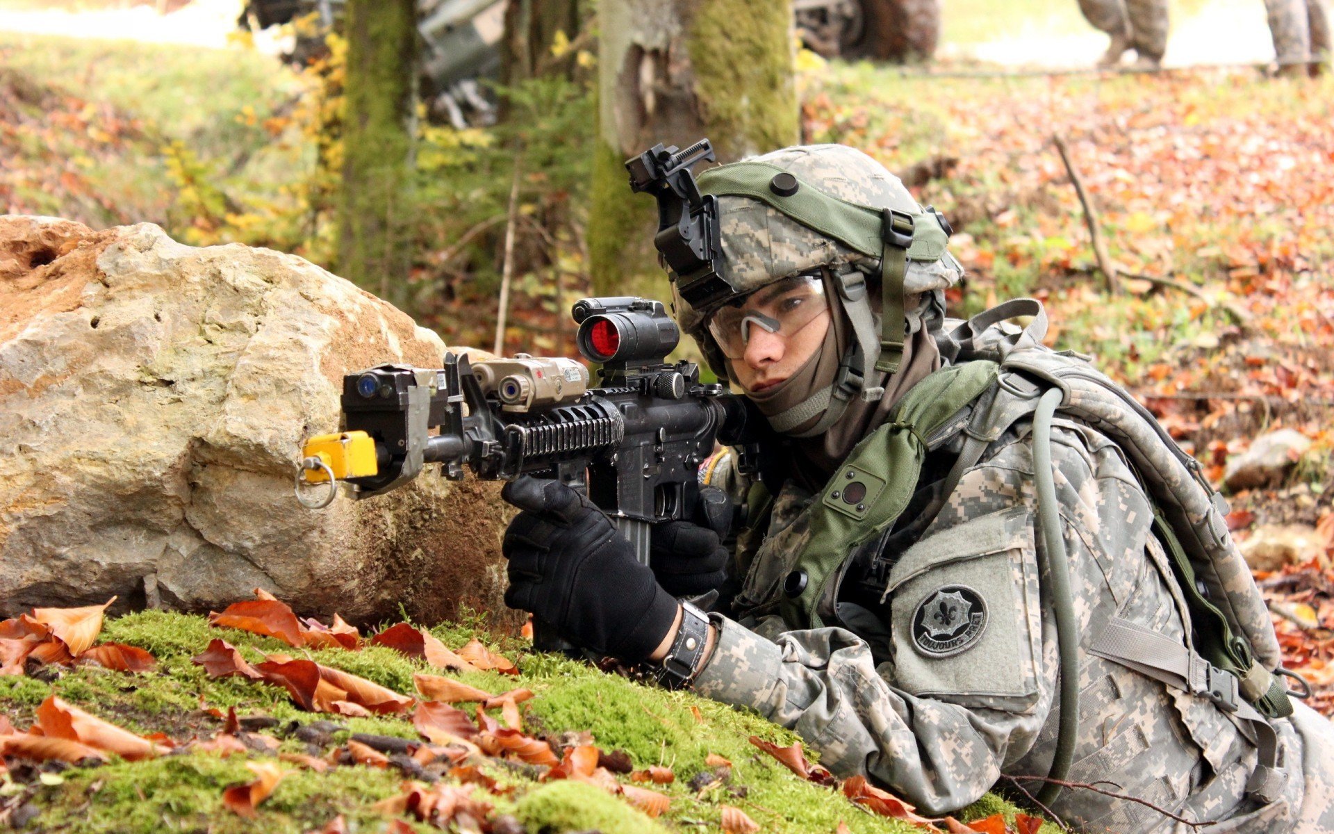 新刃与旧刃的交错，当哈利伯顿冷血刺入时代裂隙，勇士以经验缝合胜利