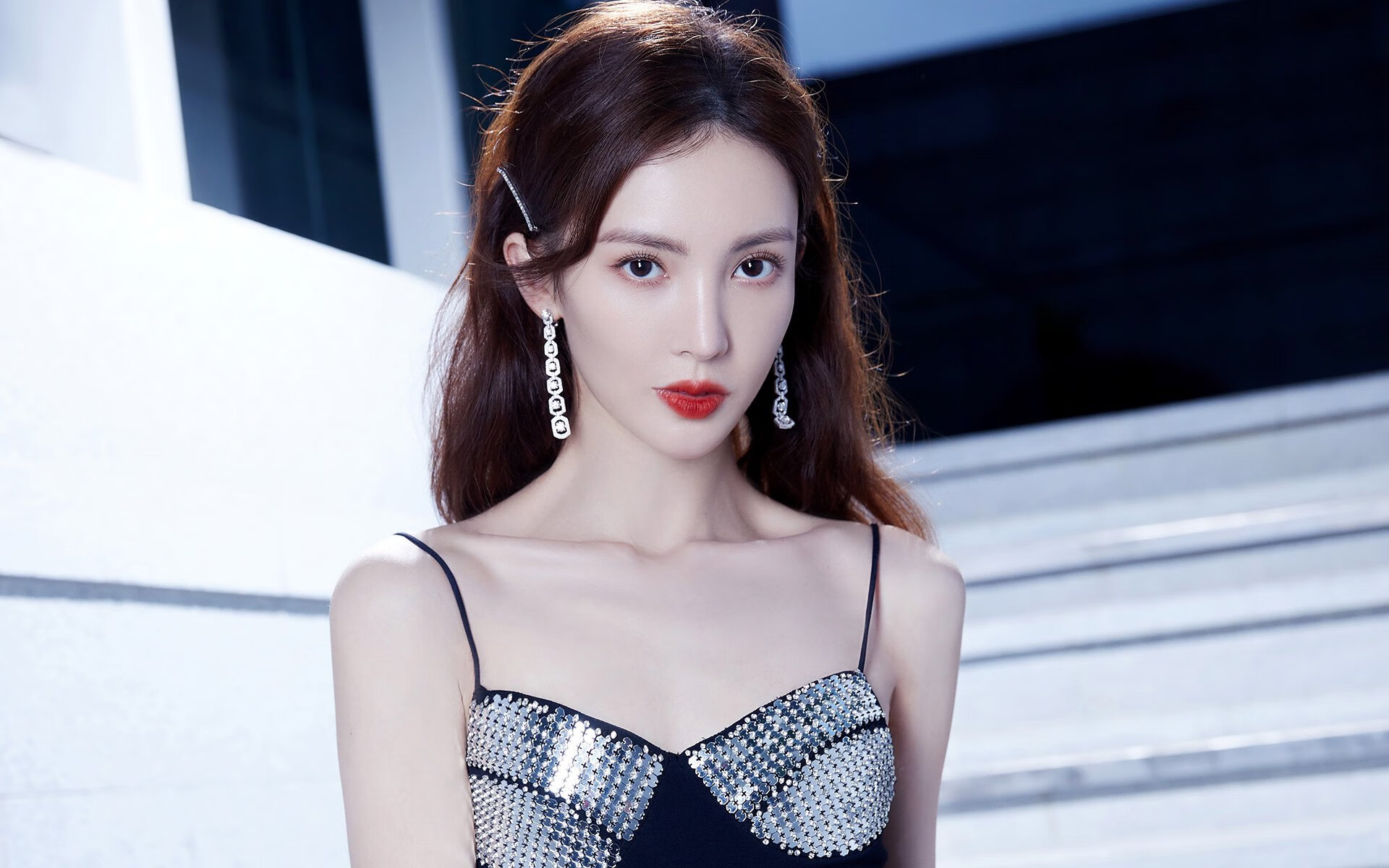 中场艺术的两种诠释，厄德高独舞与国际米兰交响乐的战术启示