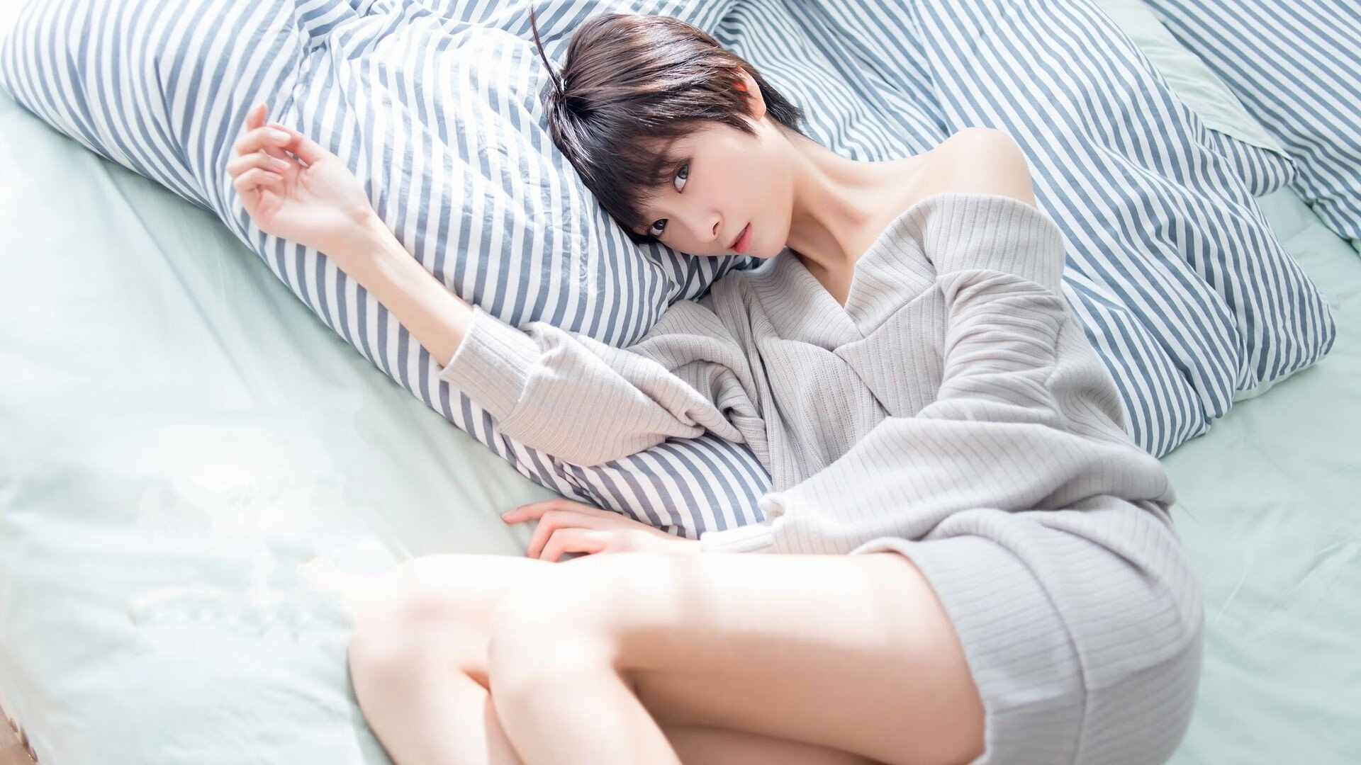 绿茵孤本，2026世界杯，芬兰与瑞士的北极光对决，与吉鲁的不朽诗篇